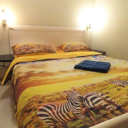 Hotel Elysium