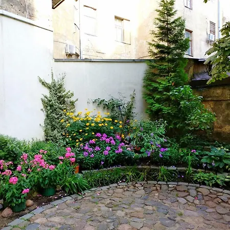 Hotel Elysium Bed & Breakfast 3*